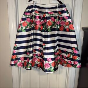 Truly 4 You White Floral Maxi Satin skirt. Plus Size 3X.